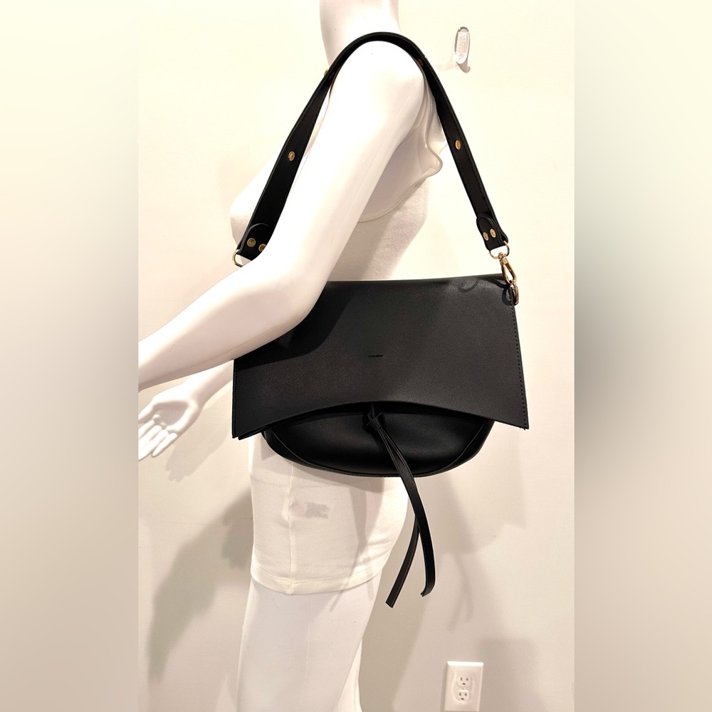 Saddle bag purse